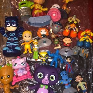 mini figures toys
